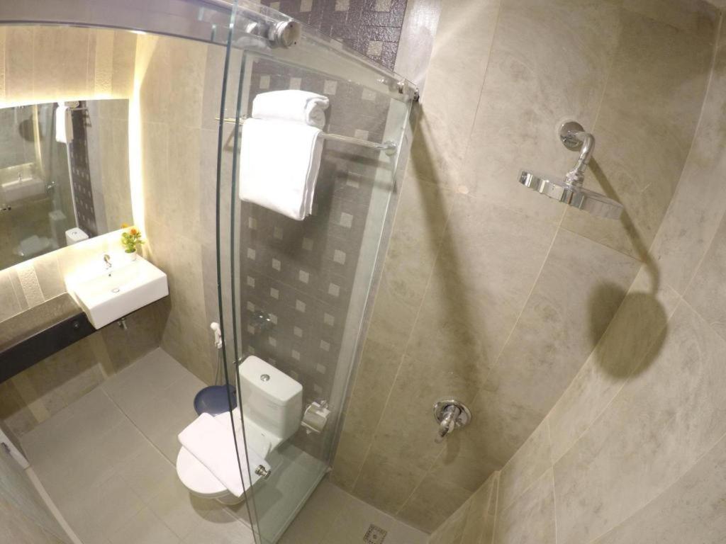 Biz Boulevard Hotel Manado
